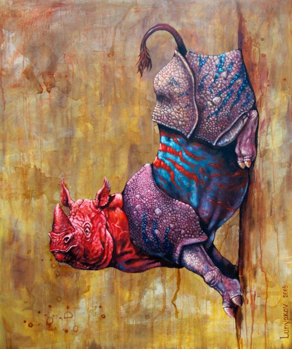 Ein Rhino mit violett- blauen Körper und rotem Kopf klebend auf der Wand.